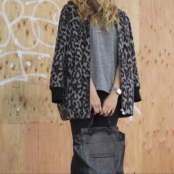 Aritzia Jackets & Blazers - Aritzia Wilfred Free Lined Jacket